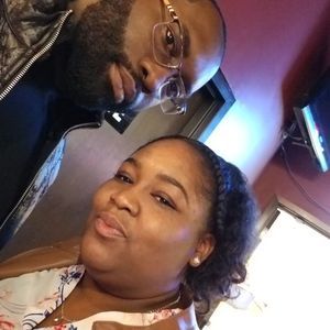 Meet your Posher, Dee